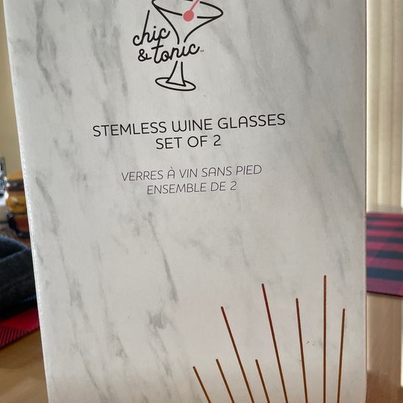 2 stemless wine glasses. NWT in original box 12$ - Picture 4 of 6